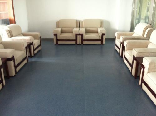 辦公室適合使用PVC塑膠地板嗎？